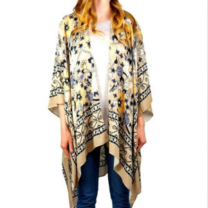 Ladies Floral Beige Bandana Print Kimono